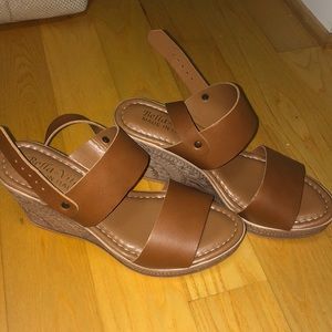 Bella Vita Brown Strappy Platforms